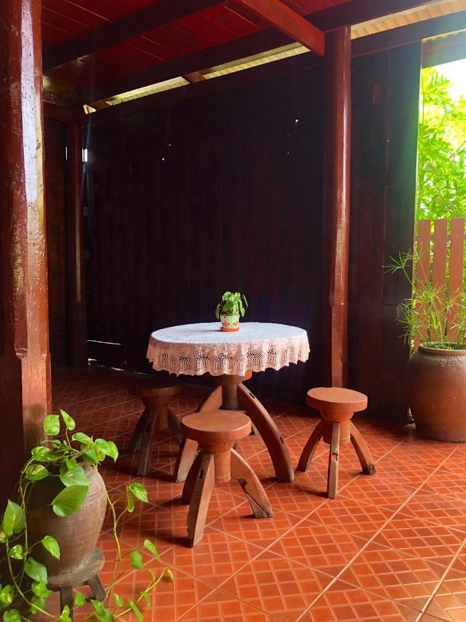 Banthai Guesthouse Phetchaburi Esterno foto