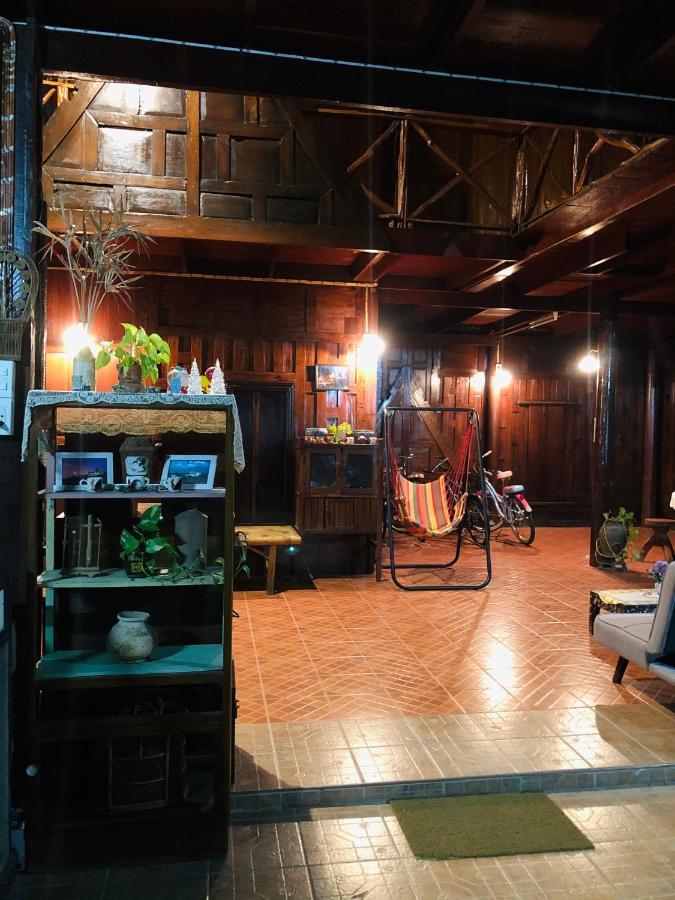 Banthai Guesthouse Phetchaburi Esterno foto